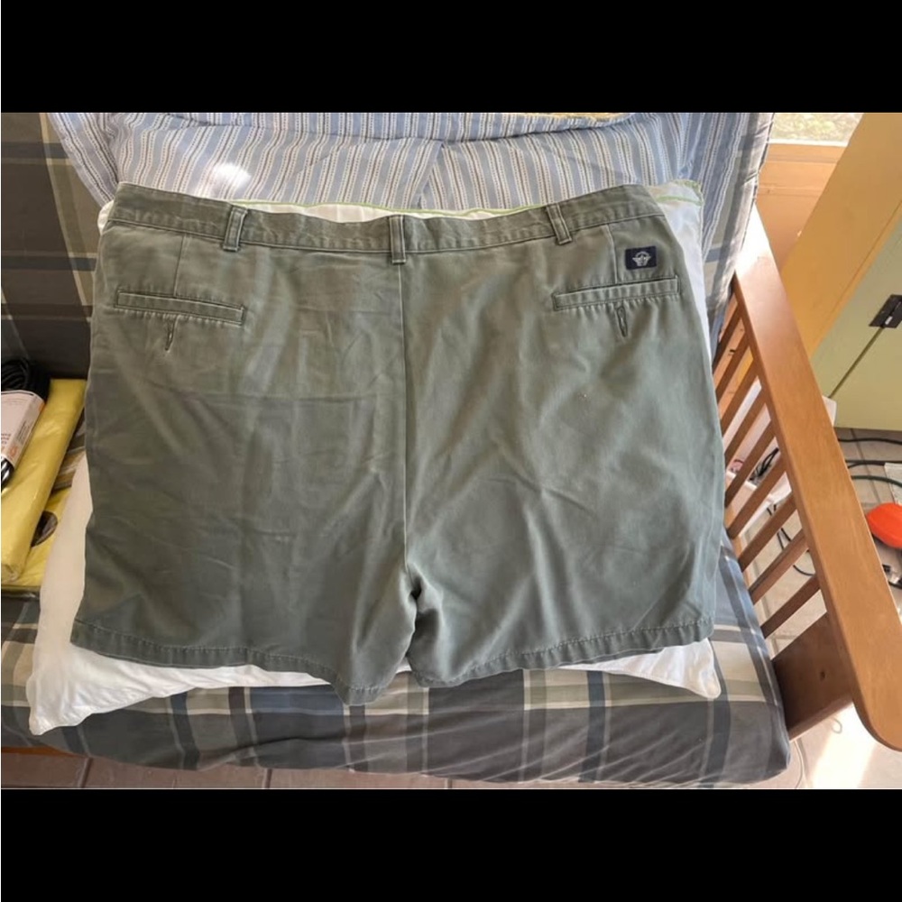 Men's Green Dockers Casual Shorts
